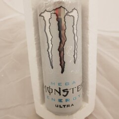 MONSTER ENERGY Karboniseeritud energiajook Mega Monster Energy 553ml