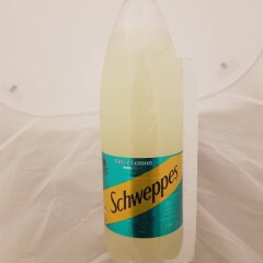SCHWEPPES Karboniseeritud karastusjook mõrkja sidrunimaitsega. 1,5l