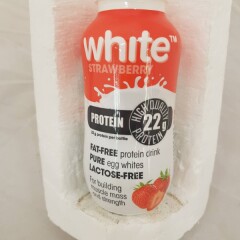 WHITE Strawberry 220ml