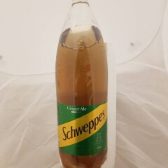 SCHWEPPES Karboniseeritud ingverimaitseline karastusjook 1,5l