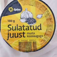 E-PIIM Sulatatud juust musta küüsl. 180g