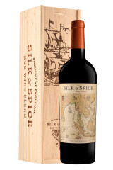 SILK&SPICE Raudonasis pusiau sausas vynas silk & spice dėžutėje, 13,5 % 75cl