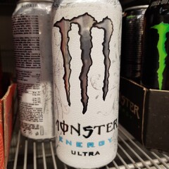 MONSTER ENERGY Karboniseeritud energiajook Ultra 500ml